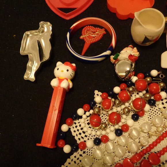 JEWELRY PARTS & PIECES PLUS OTHER GOODIES LOT - Picture 3 of 6